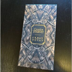 Game of Thrones urban decay makeup pallet New